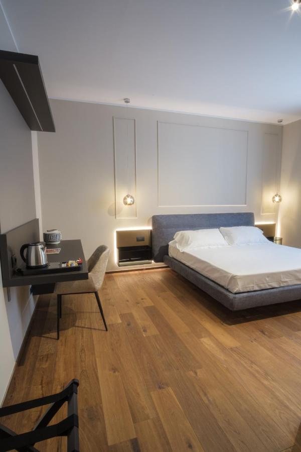 Palazzo Danisi Rooms&Suites Bari Exteriör bild
